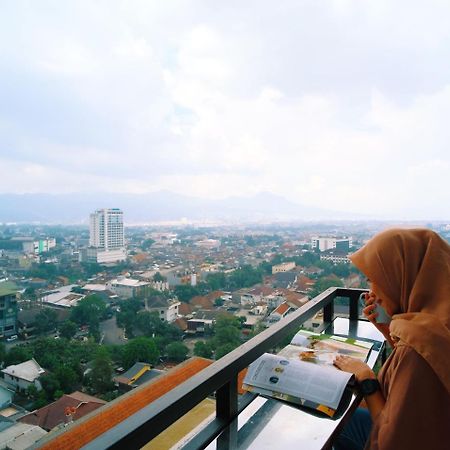 Inap At Capsule Hostel Bandung Exterior photo